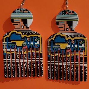 Hair Pick. Africa Love earrings